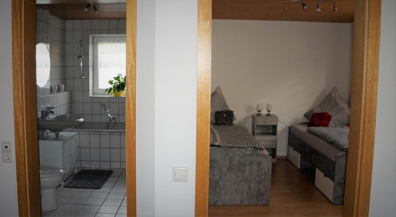 Bodensee Apartment "La Musica" Meckenbeuren Exterior foto